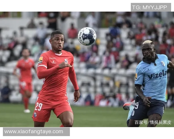 艾维斯与摩雷伦斯激战正酣谁能在这场较量中笑到最后