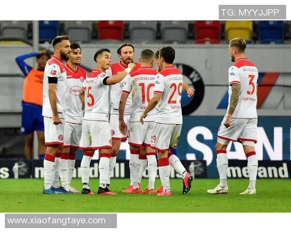 杜塞尔多夫与拜仁慕尼黑的对决：一场足球盛宴的精彩回顾与分析