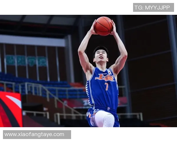 努涅斯在赛场上的精彩表现引发热议未来能否成为球队的核心力量 努涅斯在赛场上的精彩表现引发热议未来能否成为球队的核心力量