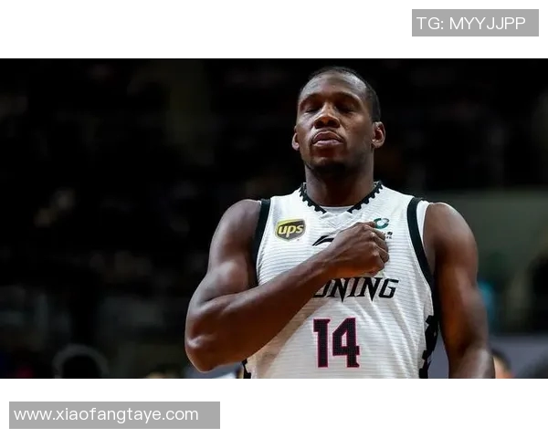 基尔与帕德博恩的激烈对决谁能笑到最后解析比赛关键因素与战术布局 基尔与帕德博恩的激烈对决谁能笑到最后解析比赛关键因素与战术布局