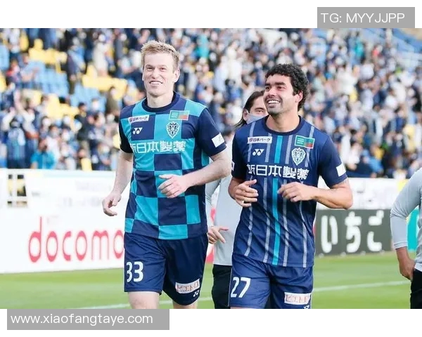 福冈黄蜂迎战泽维亚争夺赛季关键胜利的精彩对决 福冈黄蜂迎战泽维亚争夺赛季关键胜利的精彩对决