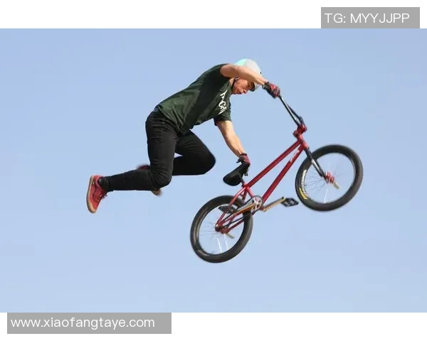 深圳极限运动队在世界街舞大赛中的默契配合与精彩表现评析